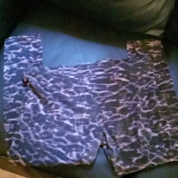 Faded Glory Animal print leggings 16/18 - Picture 5 of 5